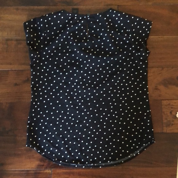 ANN Taylor petite | Black and white polka dot short sleeved blouse - Picture 10 of 13